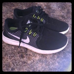 Nike free run commander